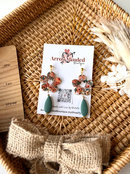 Handmade Emerald Bloom Statement Collection