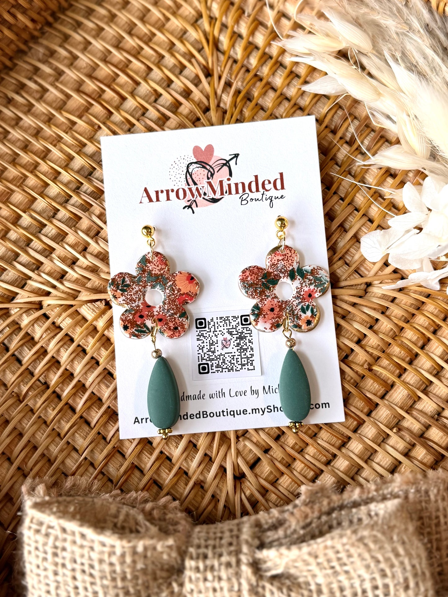 Handmade Emerald Bloom Statement Collection