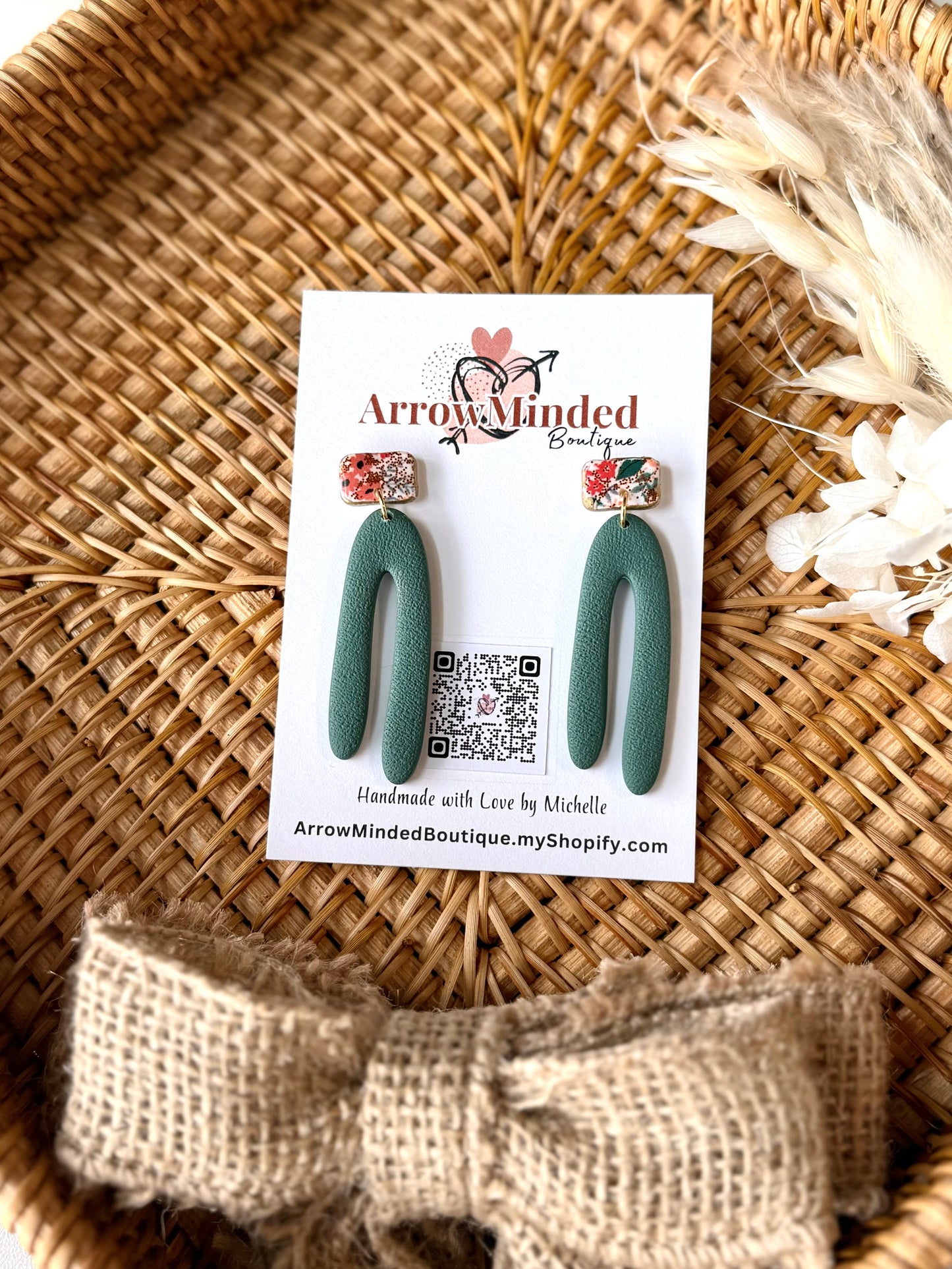 Handmade Emerald Bloom Statement Collection
