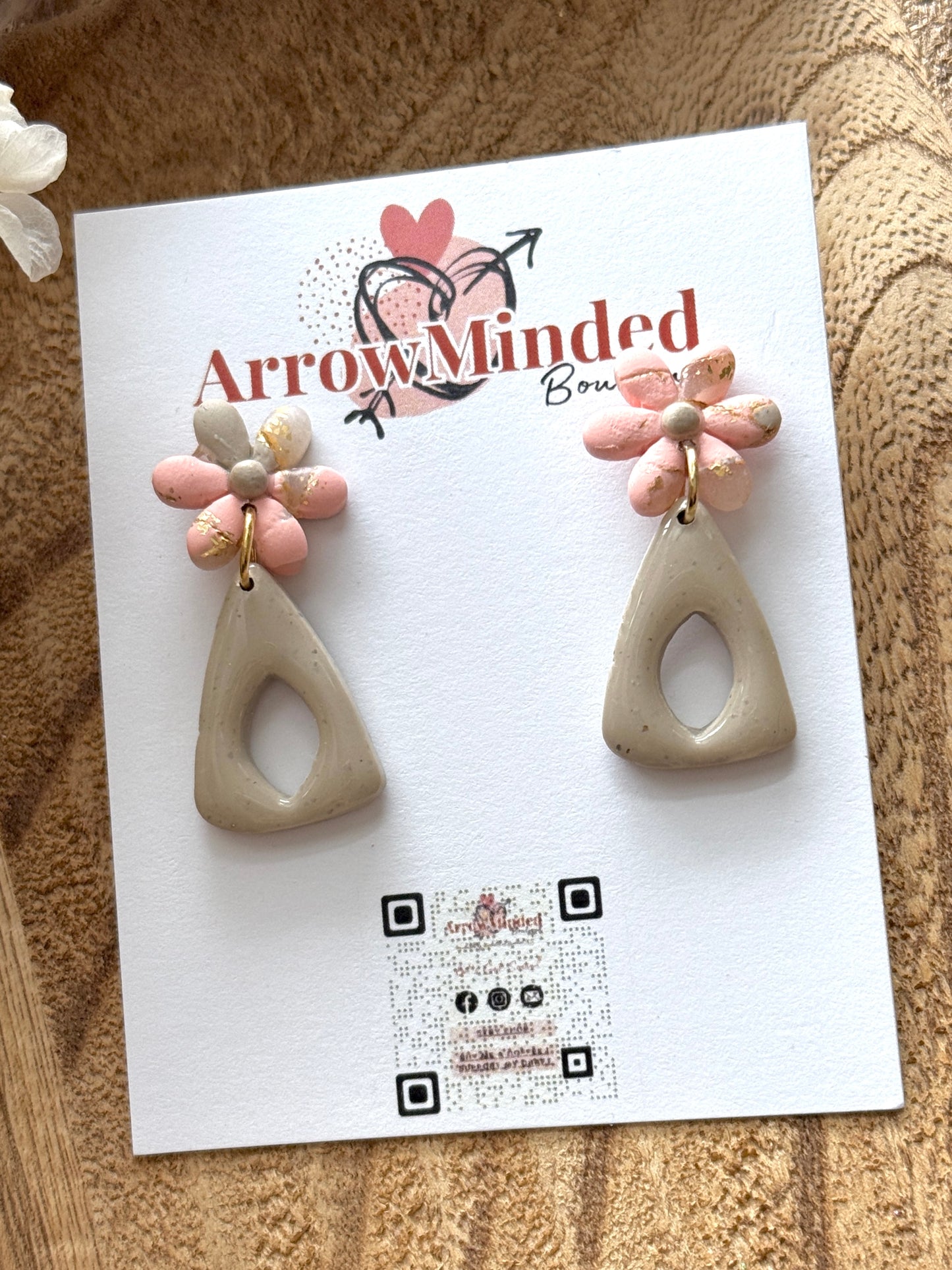 Handmade Pastel Petal's Peach & Gold Flower Earrings